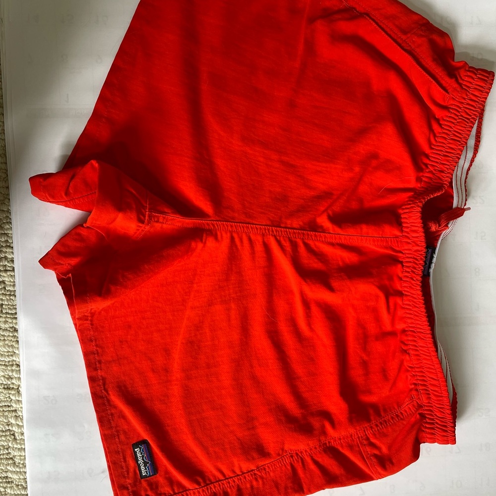 Women’s Patagonia Baggies Paintbrush Red Size Large
